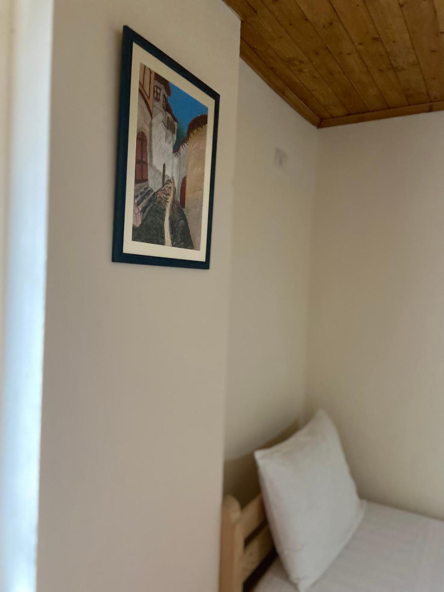 Teo'S Guest House Berat Luaran gambar